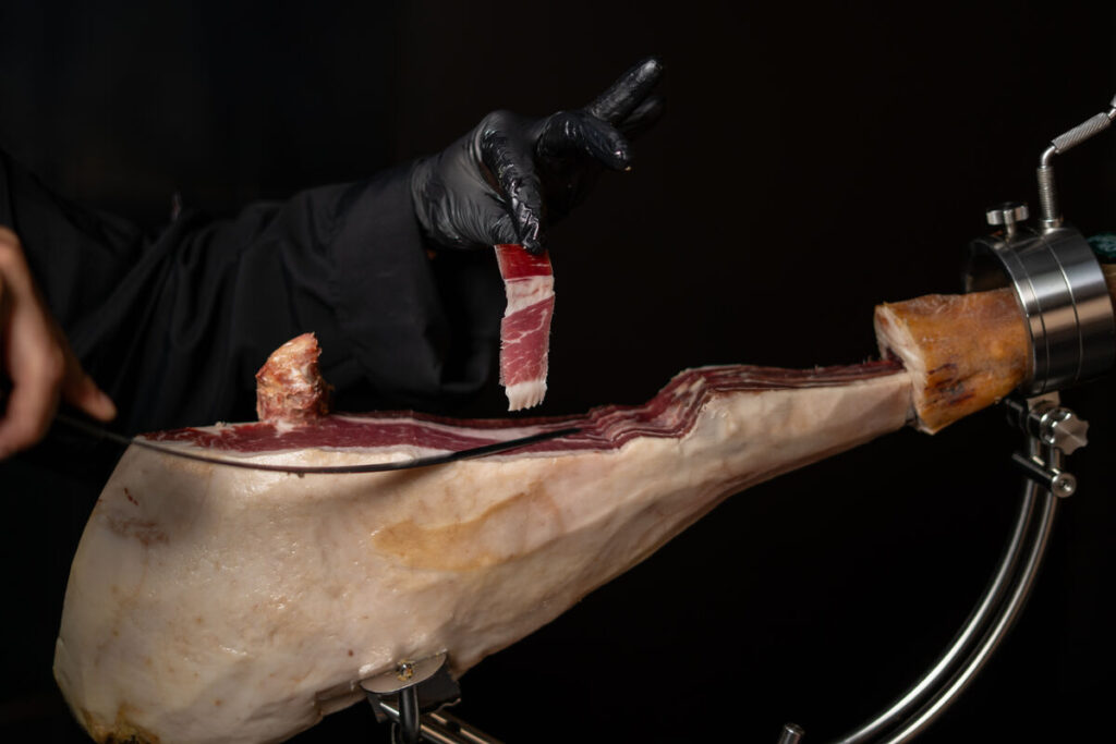 Ibérico ham on the stand